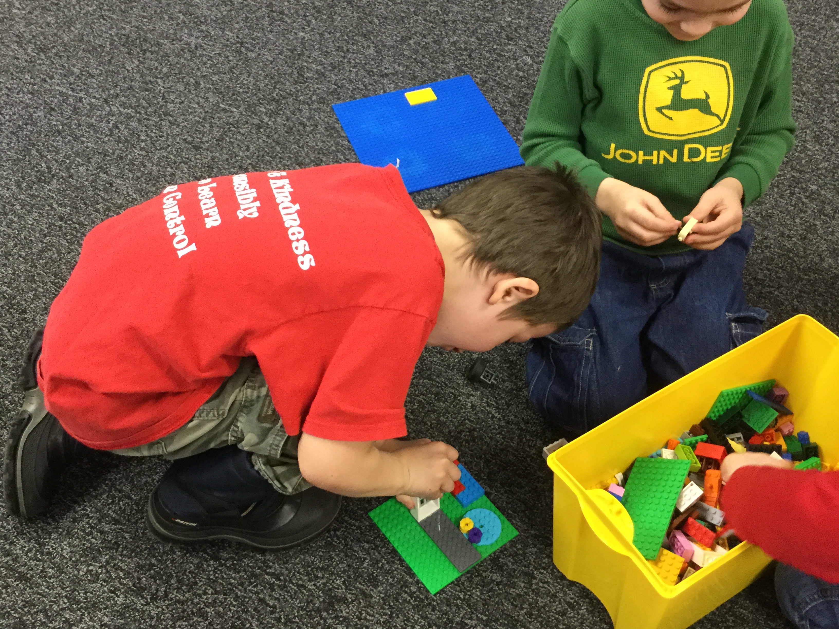 Students and legos in the Learning Commons